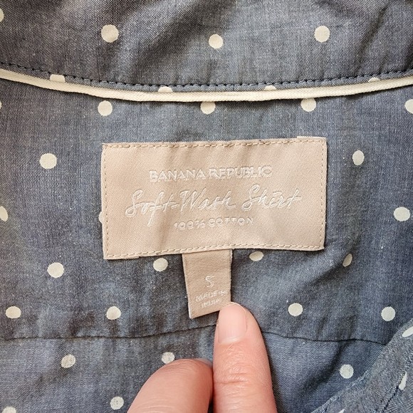 Banana Republic Soft Wash Gray Polka Dot Long Sleeve Shirt Size Small - Picture 6 of 9